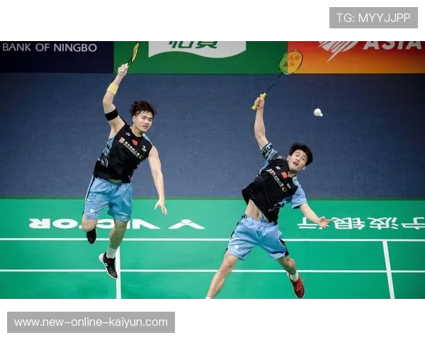 羽毛球男双的暖心瞬间：彼此鼓励温暖粉丝心房