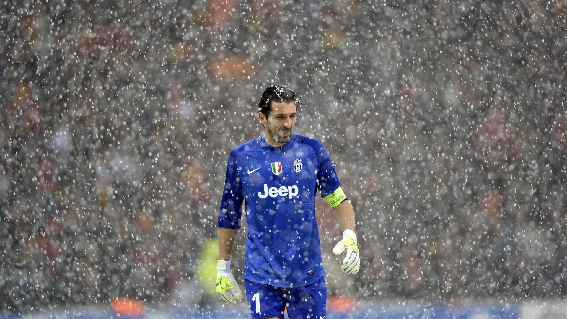 世界武术散打大奖赛总决赛 多场跨级别超级战吸睛