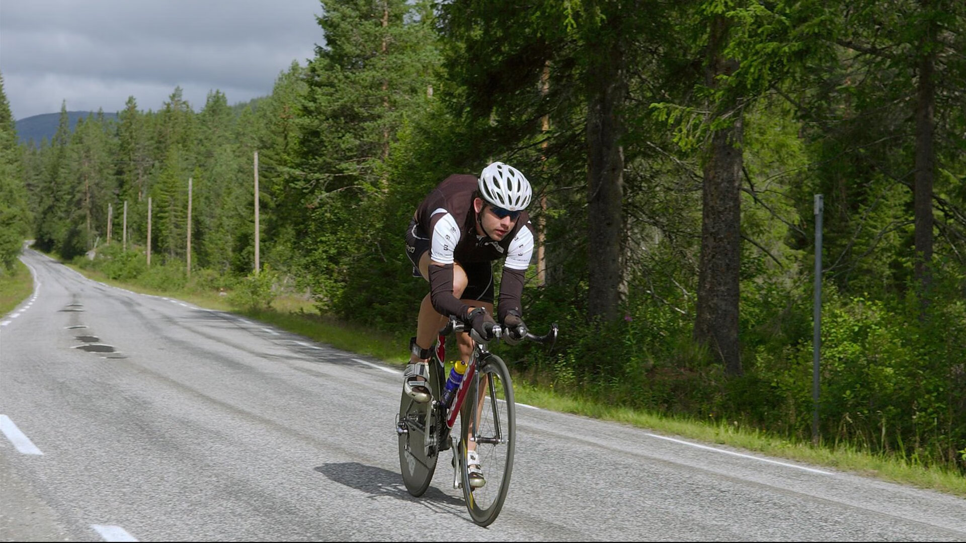 世界综合街头运动锦标赛 滑板与BMX双料冠军同属一队